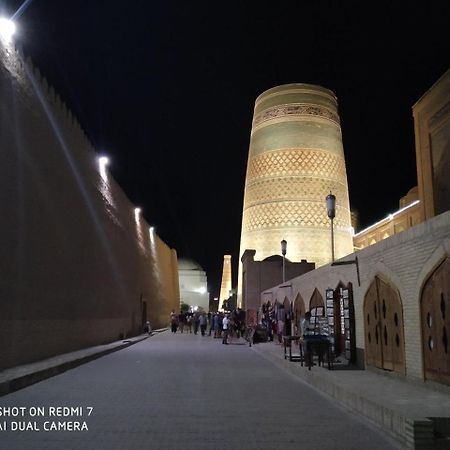 Guest House Khiva Boyjon Ota ภายนอก รูปภาพ