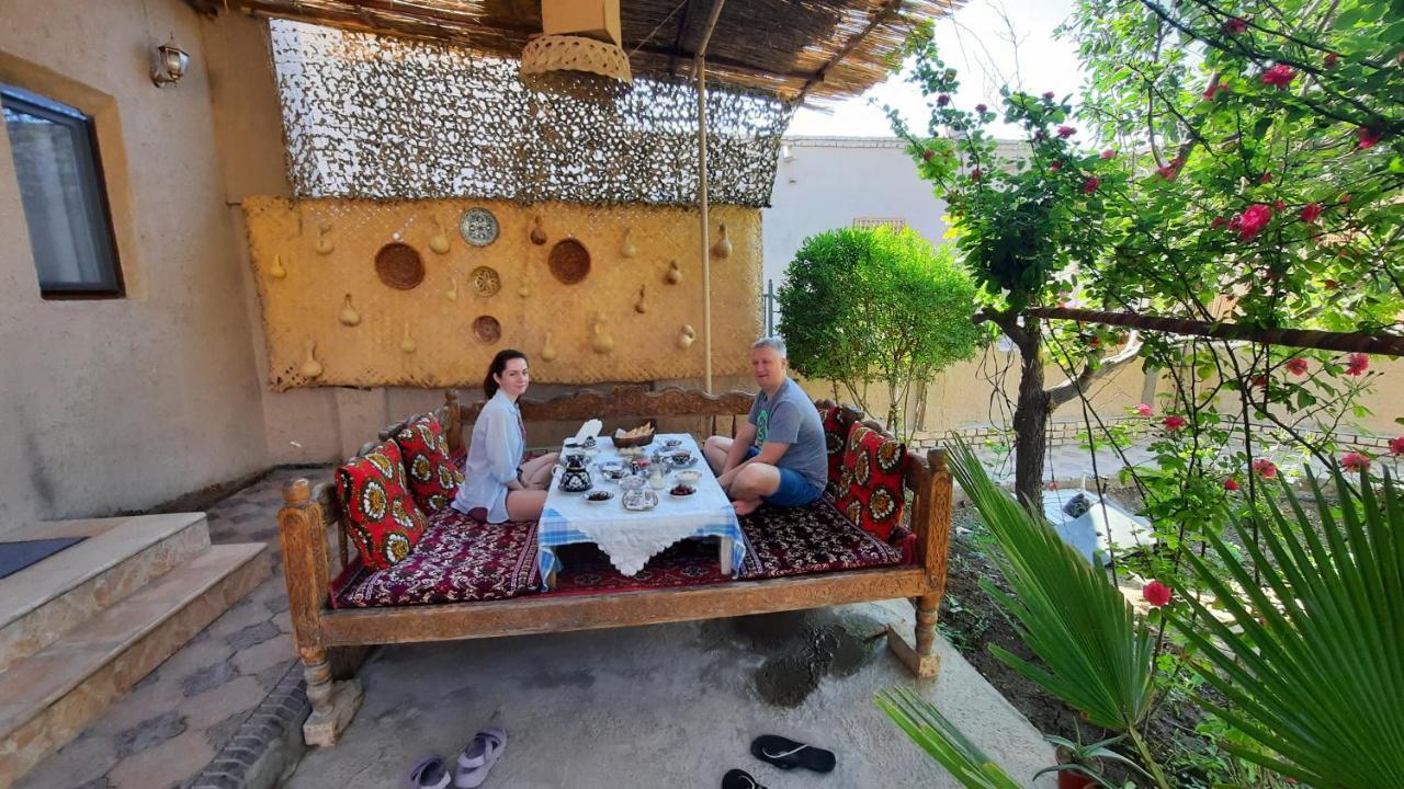 Guest House Khiva Boyjon Ota ภายนอก รูปภาพ
