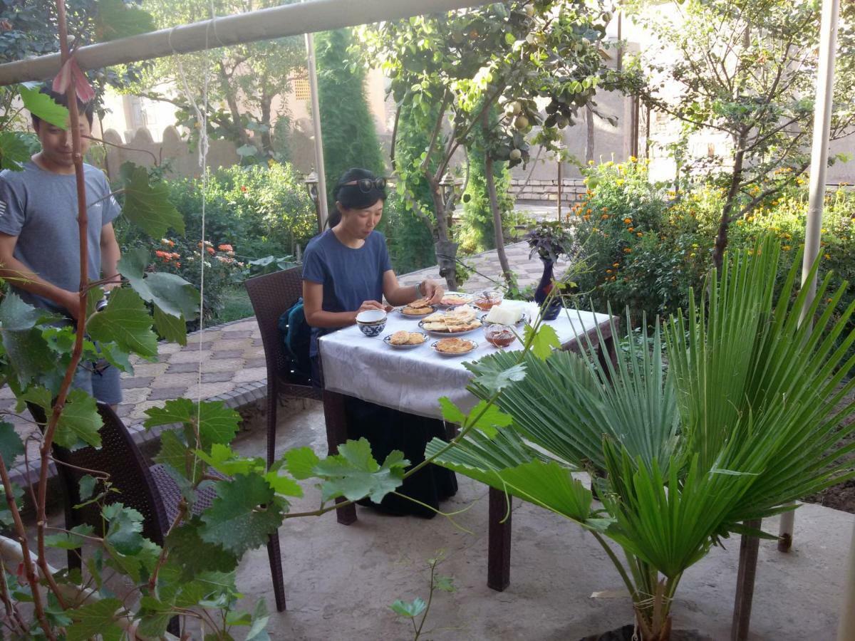 Guest House Khiva Boyjon Ota ภายนอก รูปภาพ
