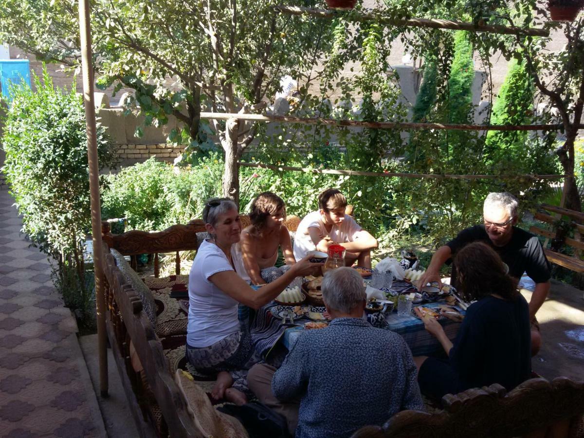 Guest House Khiva Boyjon Ota ภายนอก รูปภาพ