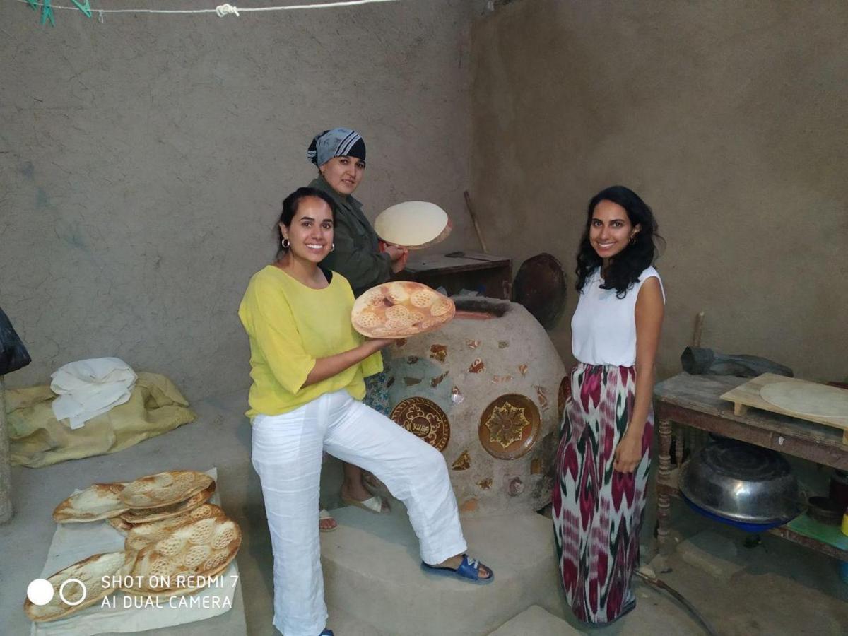 Guest House Khiva Boyjon Ota ภายนอก รูปภาพ